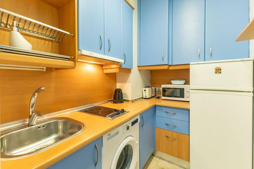 Pajaritos Center Suite By Valcambre เซบีญา ภายนอก รูปภาพ